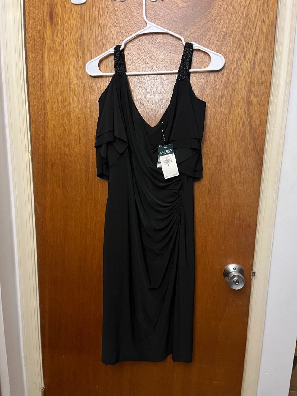 Ralph Lauren NWT Evening V-Neck Sleeveless knee length formal dress size 8